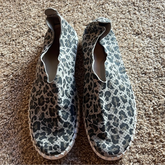 Ilse Jacobsen Perforated Slip-On Shoes Tulip Army Green Leopard Sz 39 US 8.5-9 - Picture 1 of 4